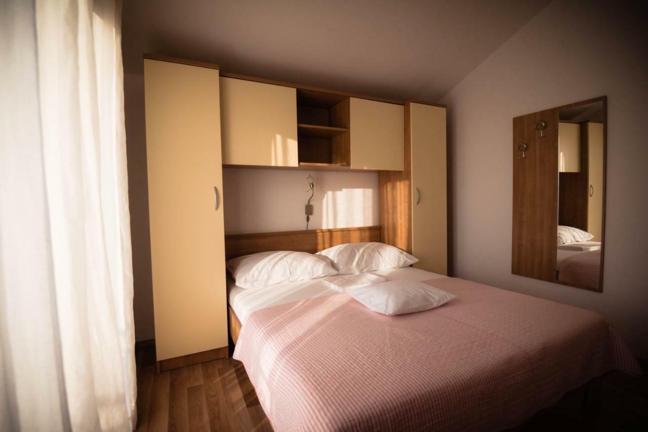 Apartmani Bare I Danica Гребастика Экстерьер фото