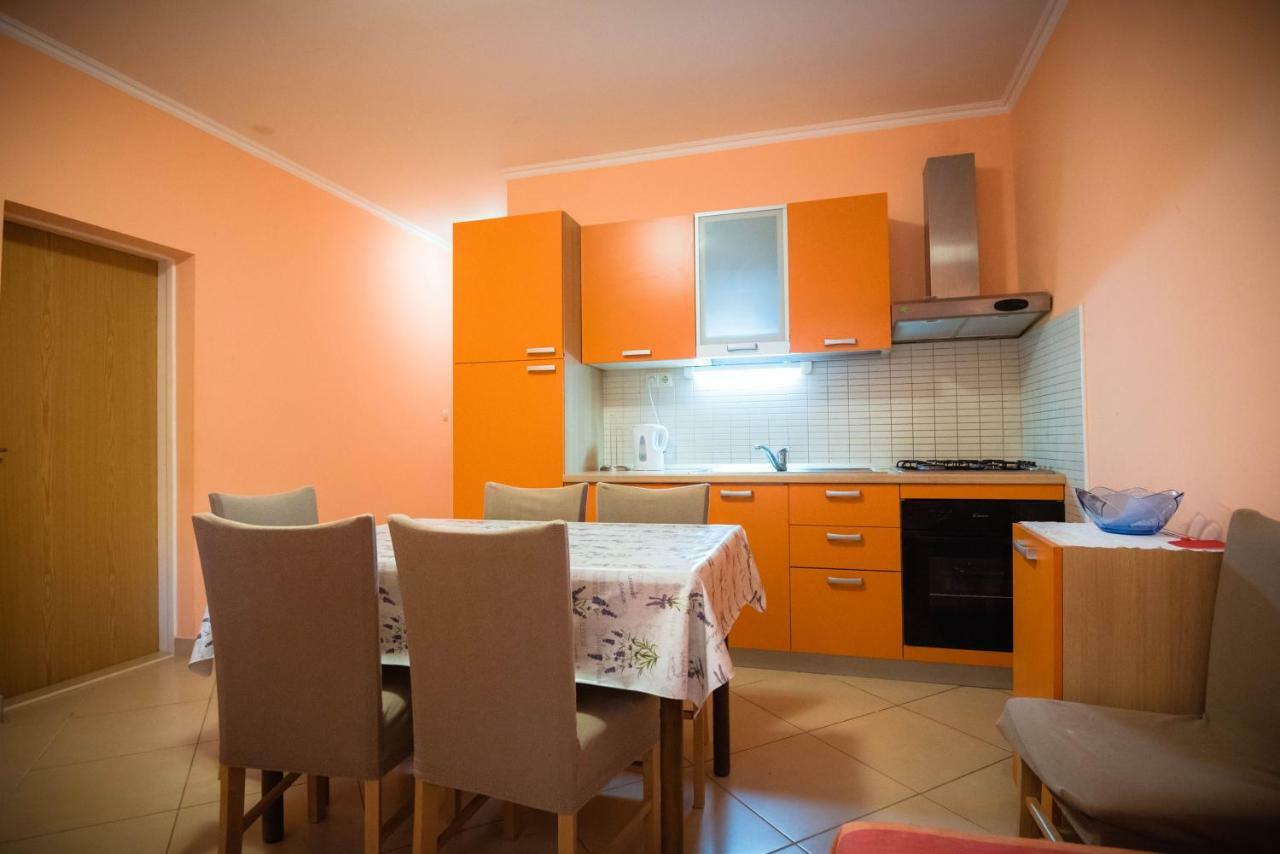 Apartmani Bare I Danica Гребастика Экстерьер фото