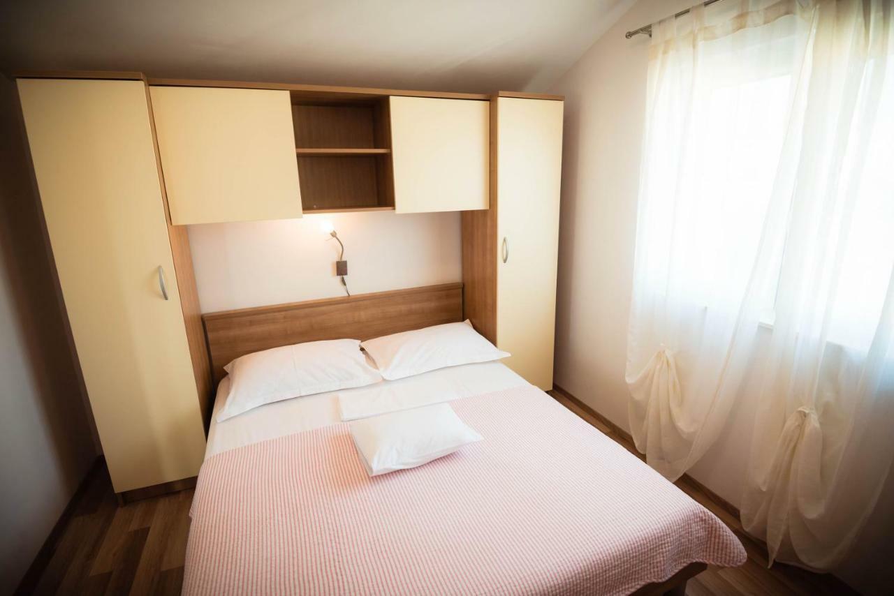 Apartmani Bare I Danica Гребастика Экстерьер фото